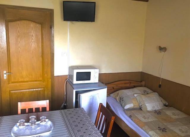 Convoy Panzio Bed & Breakfast Szajol Екстериор снимка