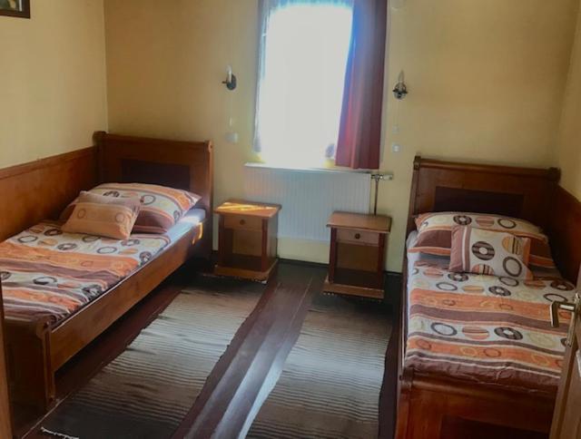 Convoy Panzio Bed & Breakfast Szajol Екстериор снимка